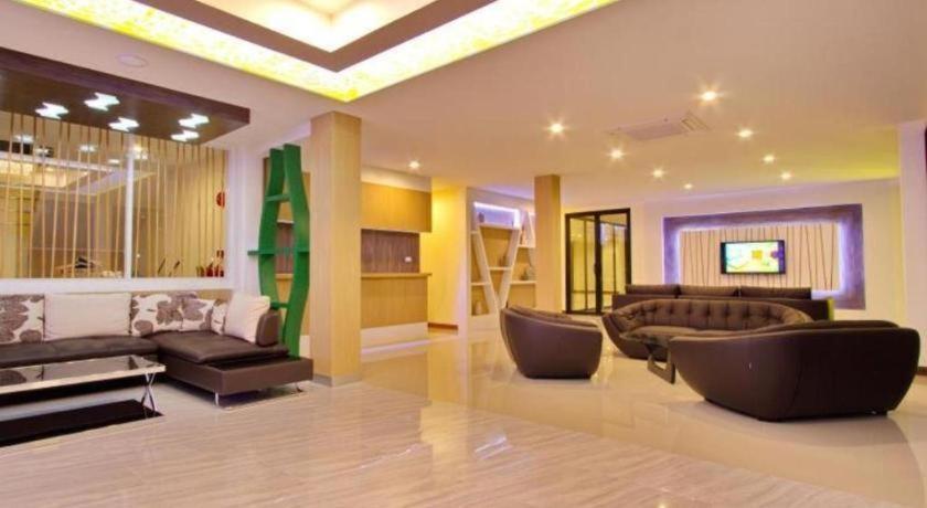 The Rice Hotel Roi Et Esterno foto