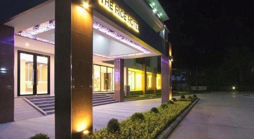 The Rice Hotel Roi Et Esterno foto