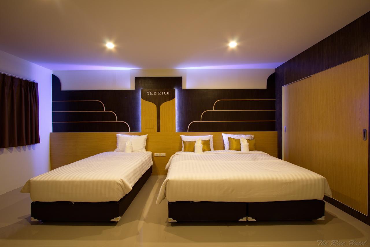The Rice Hotel Roi Et Esterno foto